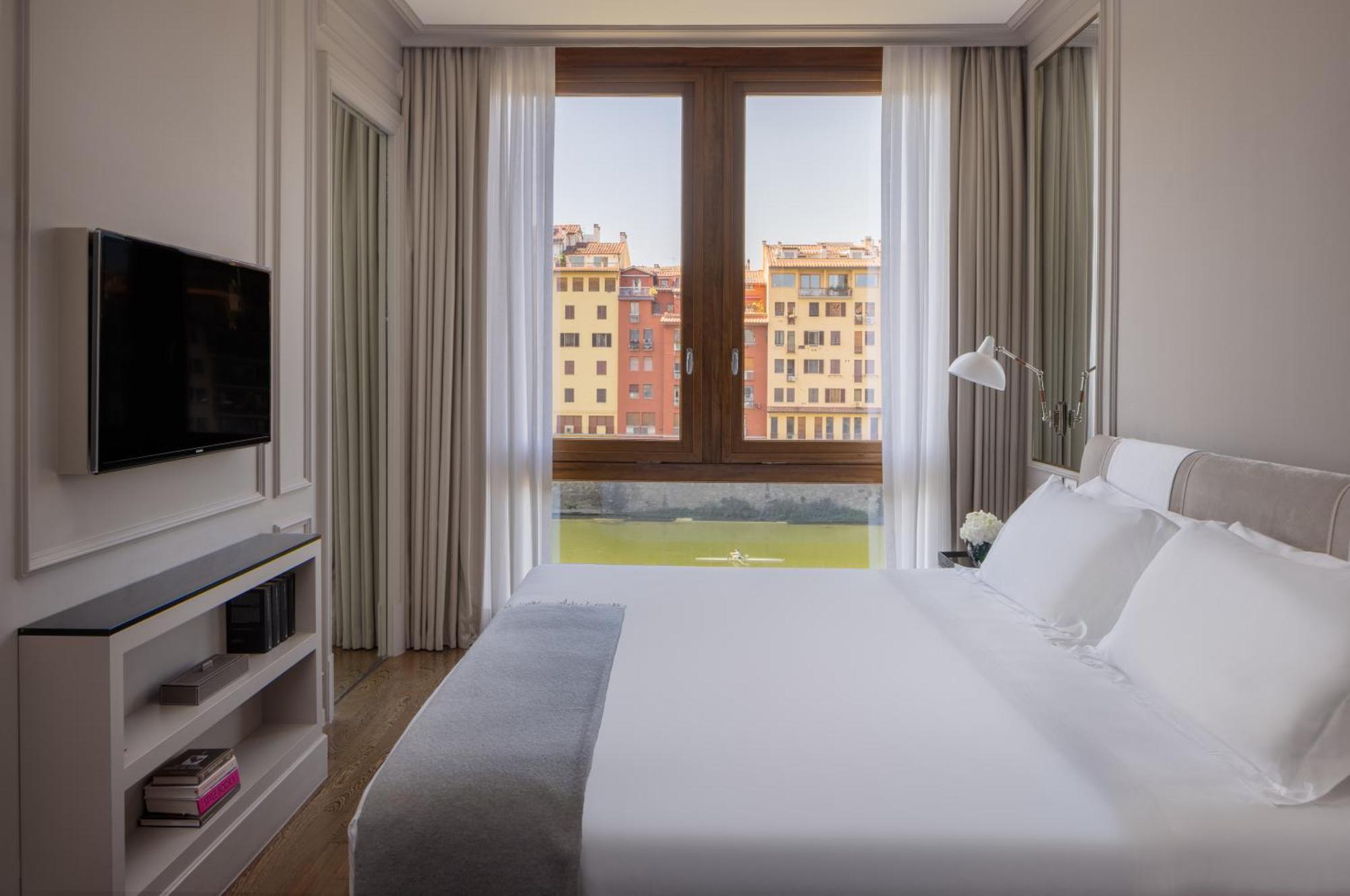 พอร์เทรต ฟิเรนเซ - ลุงการ์โน คอลเลคชั่น Hotel ฟลอเรนซ์ ภายนอก รูปภาพ