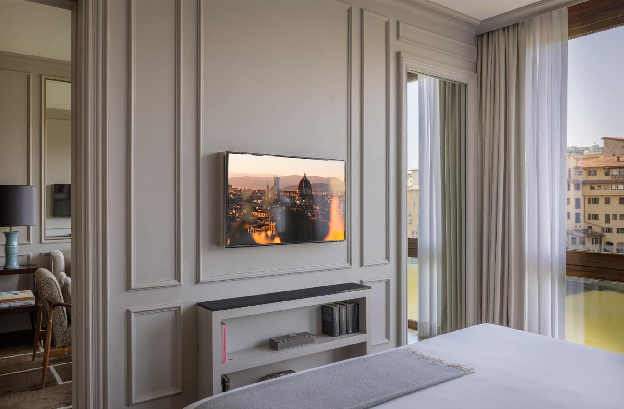 พอร์เทรต ฟิเรนเซ - ลุงการ์โน คอลเลคชั่น Hotel ฟลอเรนซ์ ภายนอก รูปภาพ