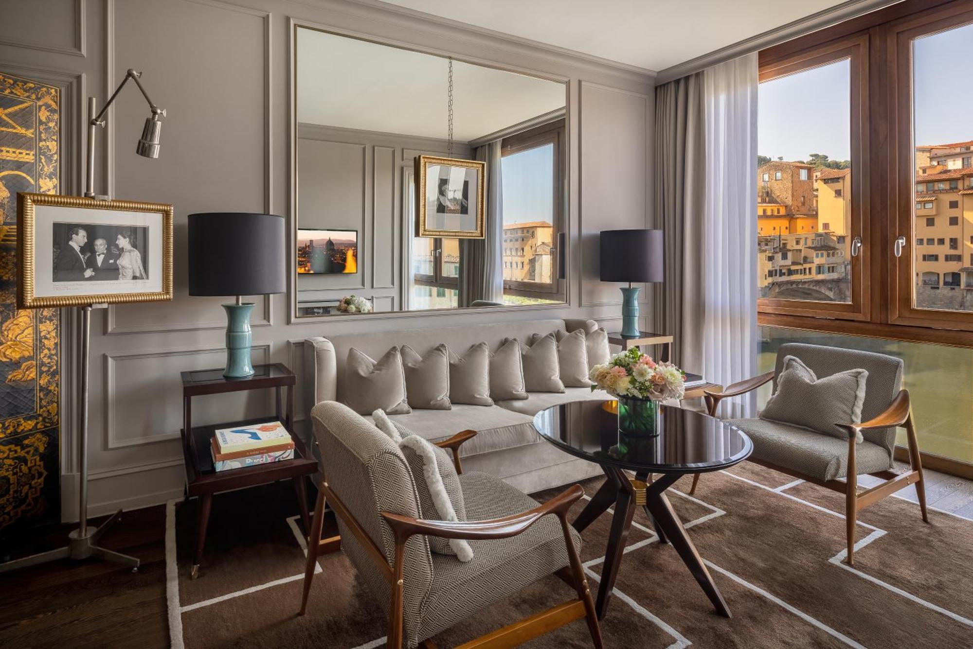 พอร์เทรต ฟิเรนเซ - ลุงการ์โน คอลเลคชั่น Hotel ฟลอเรนซ์ ภายนอก รูปภาพ