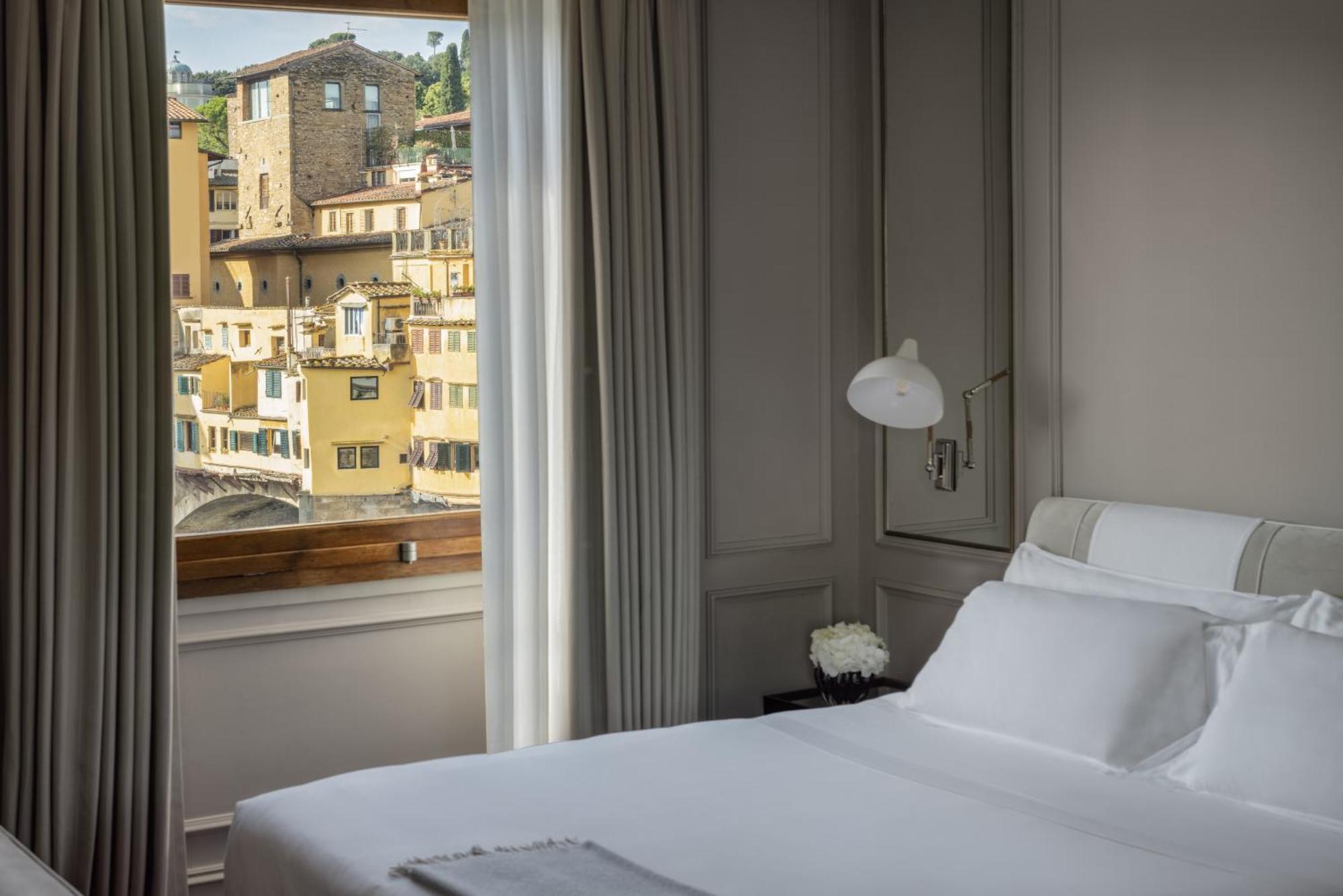 พอร์เทรต ฟิเรนเซ - ลุงการ์โน คอลเลคชั่น Hotel ฟลอเรนซ์ ภายนอก รูปภาพ
