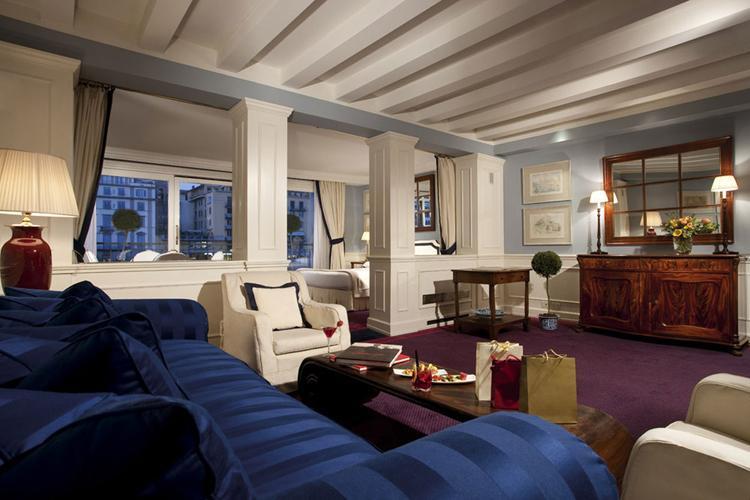 พอร์เทรต ฟิเรนเซ - ลุงการ์โน คอลเลคชั่น Hotel ฟลอเรนซ์ ภายนอก รูปภาพ